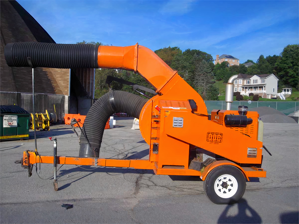 ODB Tow-Behind Leaf Vacuum