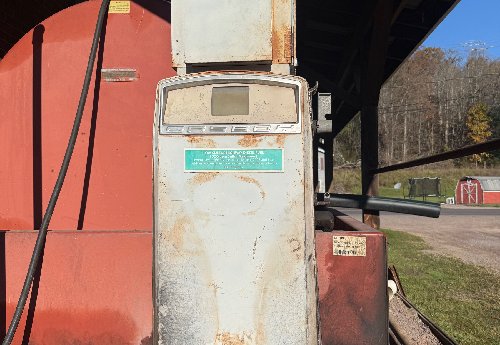 Gas pump